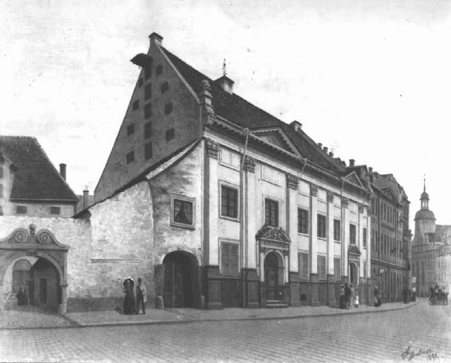1891-dom-dannensterna-c3b
